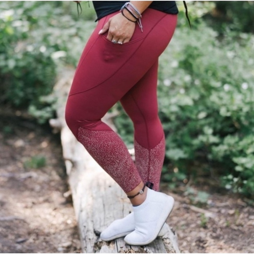 Zyia Red Merlot Pocket Reflective Light n Luxe 7/8 Hi Rise Reflective Leggings 2